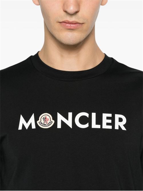 T-shirt con logo MONCLER | L20918C0005189B8Q778